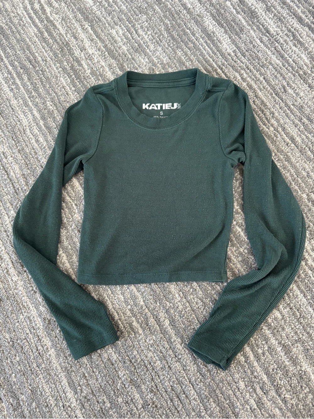 Katie J Forest Green Ribbed Long-Sleeve Crop